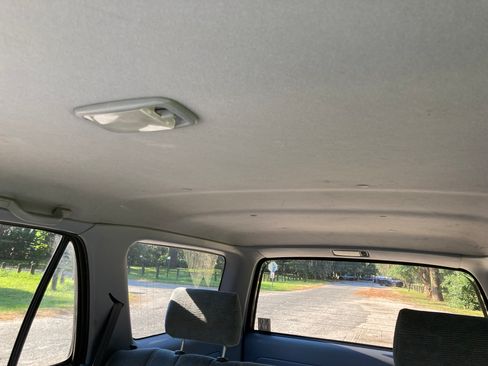 Used 2000 Toyota 4Runner SR5 image 13