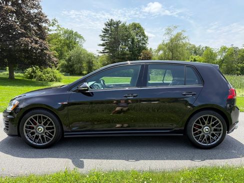 Used 2016 Volkswagen GTI S image 1