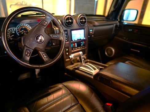 Used 2007 HUMMER H2 image 31