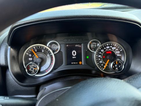 Used 2019 RAM 5500 Tradesman w/ Electrical Accessory Group AWD/4WD image 31