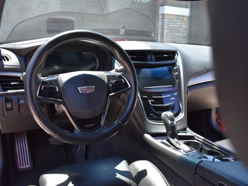 Used 2016 Cadillac CTS V w/ Luxury Package RWD image 17