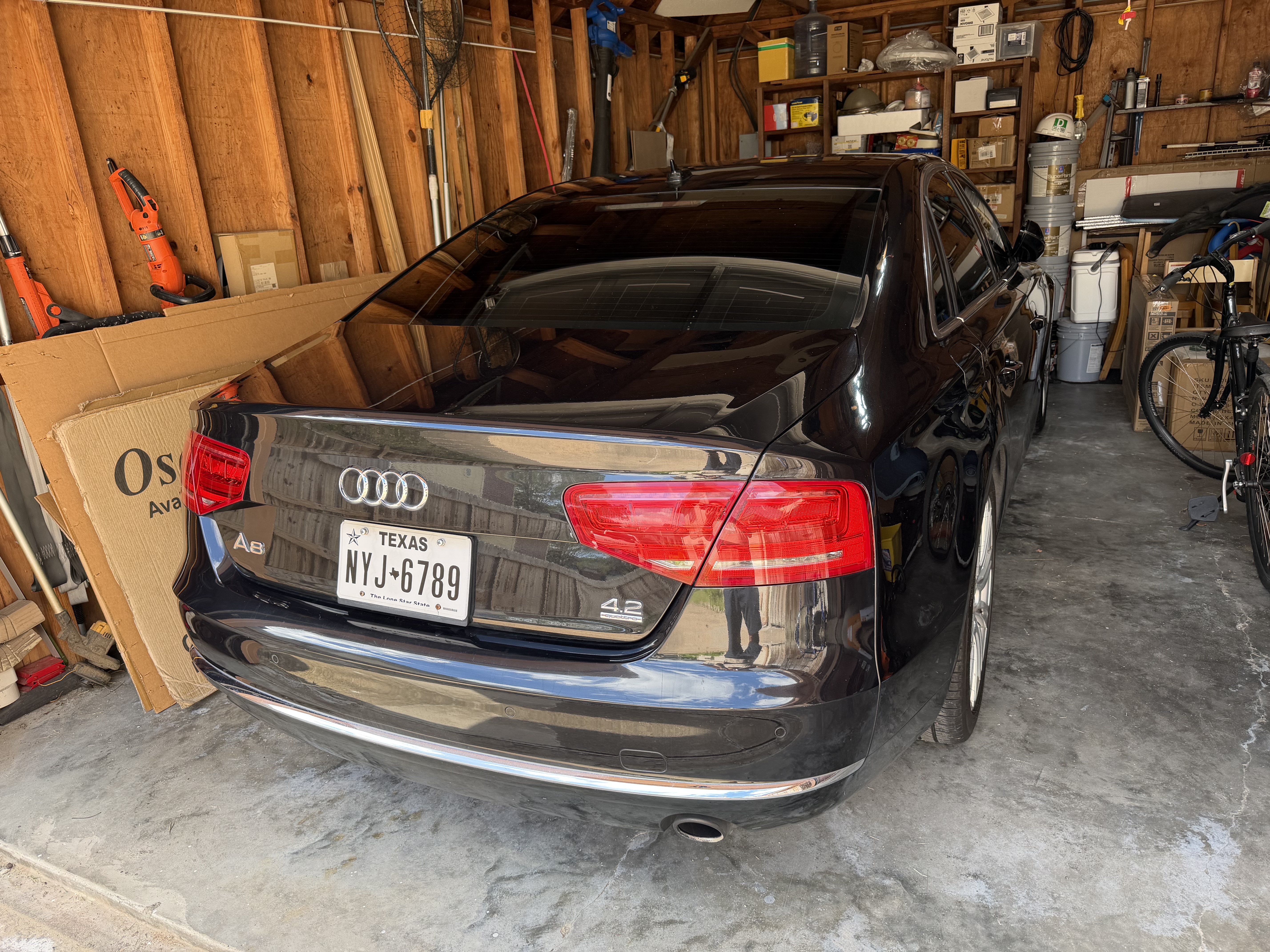 Used 2011 Audi A8 4.2 w/ Convenience Pkg AWD/4WD image 9
