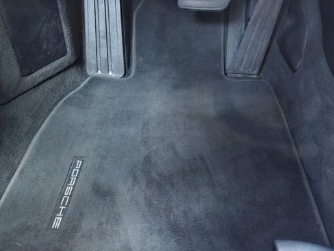 Used 2018 Porsche 718 Cayman Coupe 2D image 15