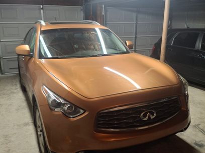 Used 2009 INFINITI FX35 2WD w/ Navigation Pkg