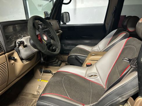 Used 1999 Jeep Wrangler Sport AWD/4WD image 12
