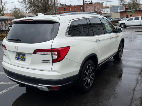 Used 2019 Honda Pilot Touring image 4