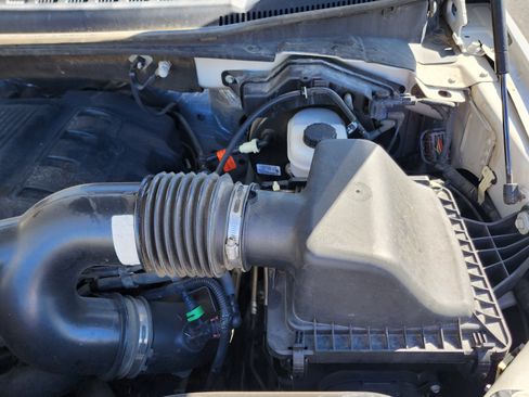 Used 2015 Ford F150 Lariat image 28