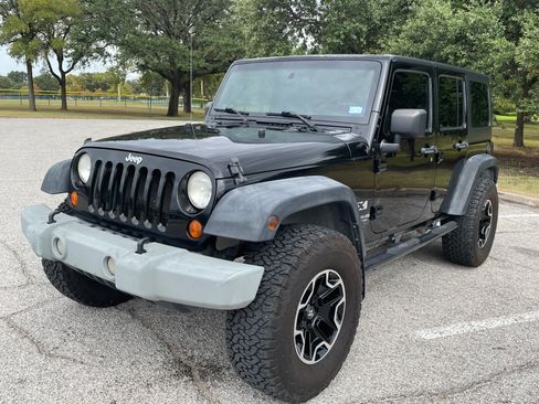 Used 2007 Jeep Wrangler Unlimited X image 1