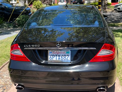 Used 2011 Mercedes-Benz CLS 550 image 10