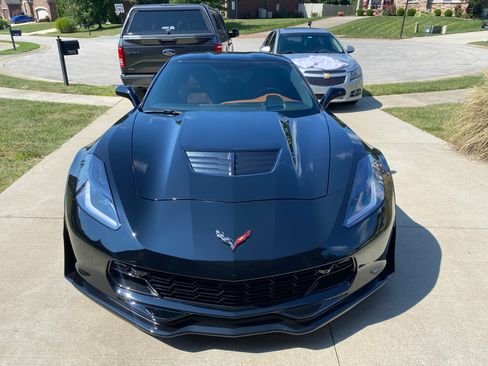 Used 2016 Chevrolet Corvette Z06 w/ 3LZ Preferred Equipment Group RWD image 4