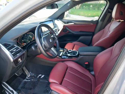 Used 2023 BMW X4 xDrive30i w/ M Sport Package AWD/4WD image 5