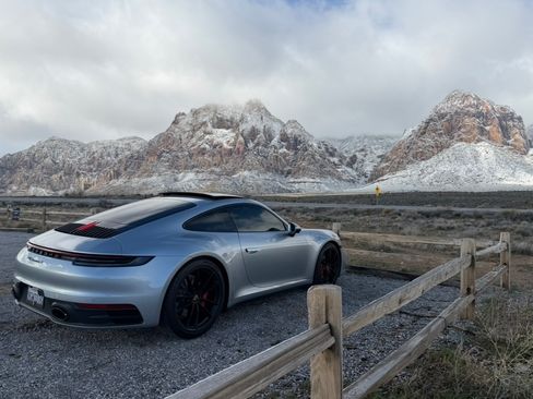 Used 2020 Porsche 911 Carrera S RWD image 2