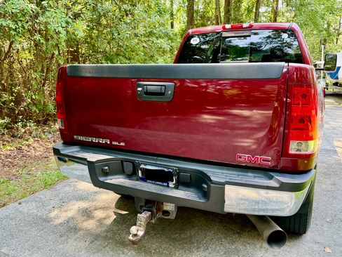 Used 2014 GMC Sierra 2500 SLE w/ SLE Preferred Package AWD/4WD image 9