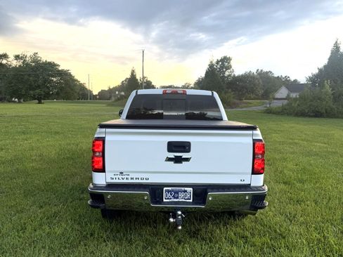 Used 2018 Chevrolet Silverado 1500 LT w/ All Star Edition RWD image 6