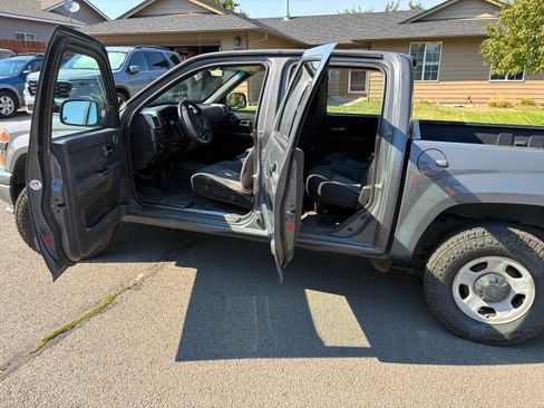 Used 2009 Chevrolet Colorado LT AWD/4WD image 4