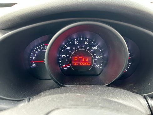 Used 2018 Kia Soul + image 8