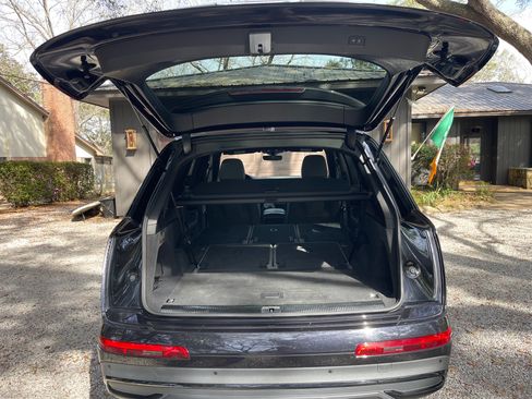 Used 2021 Audi Q7 3.0T Premium Plus w/ Premium Plus Package image 11