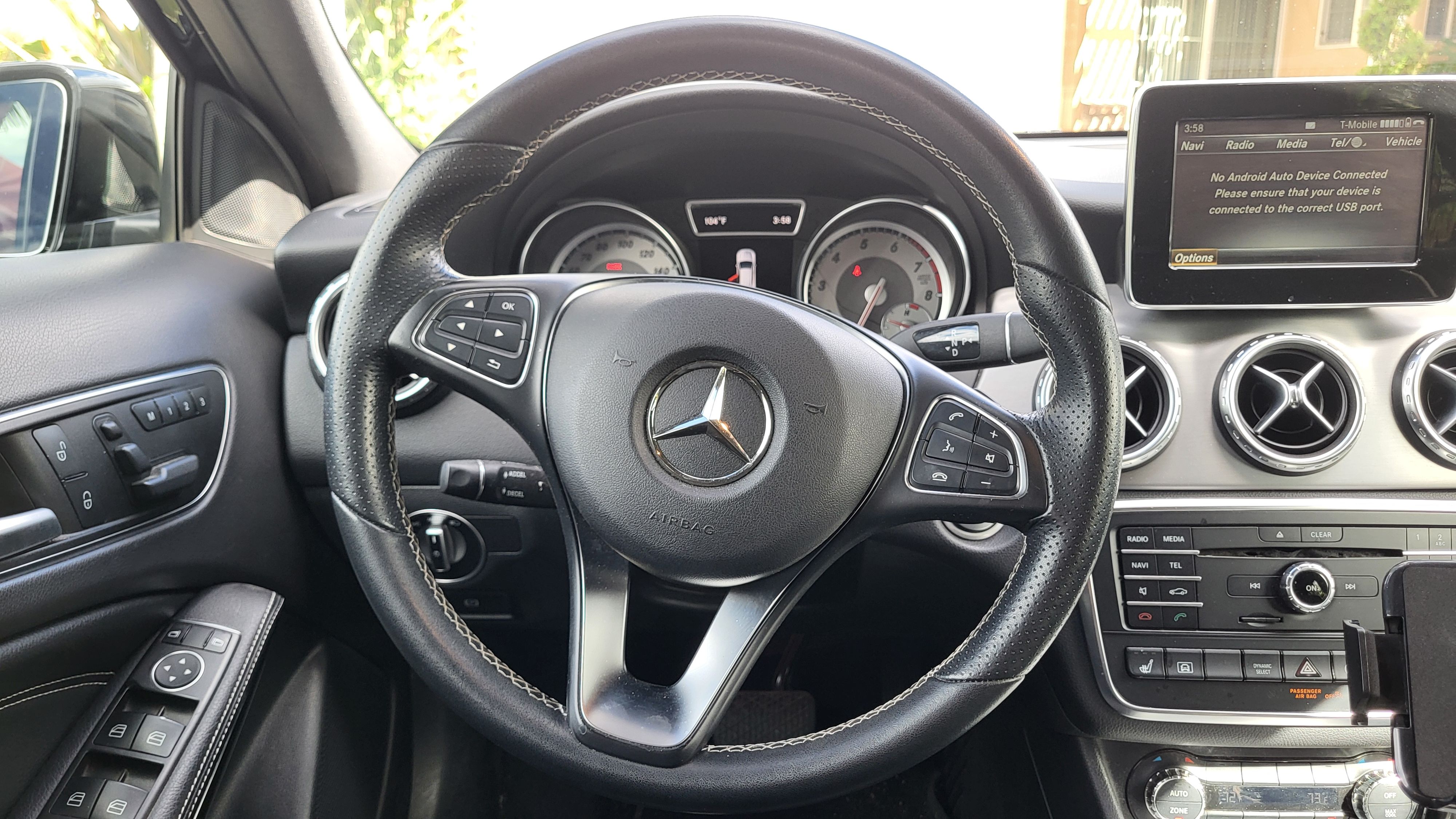 Used 2017 Mercedes-Benz GLA 250 4MATIC image 13