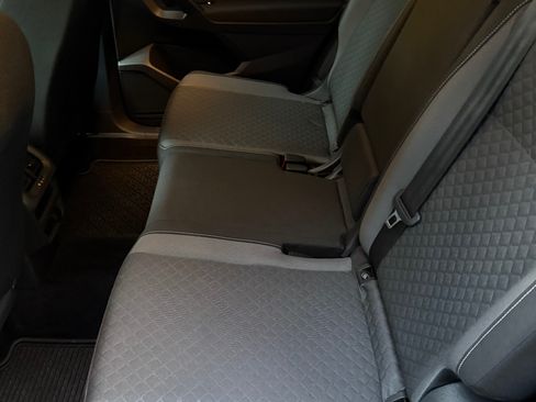 Used 2021 Volkswagen Tiguan S image 19