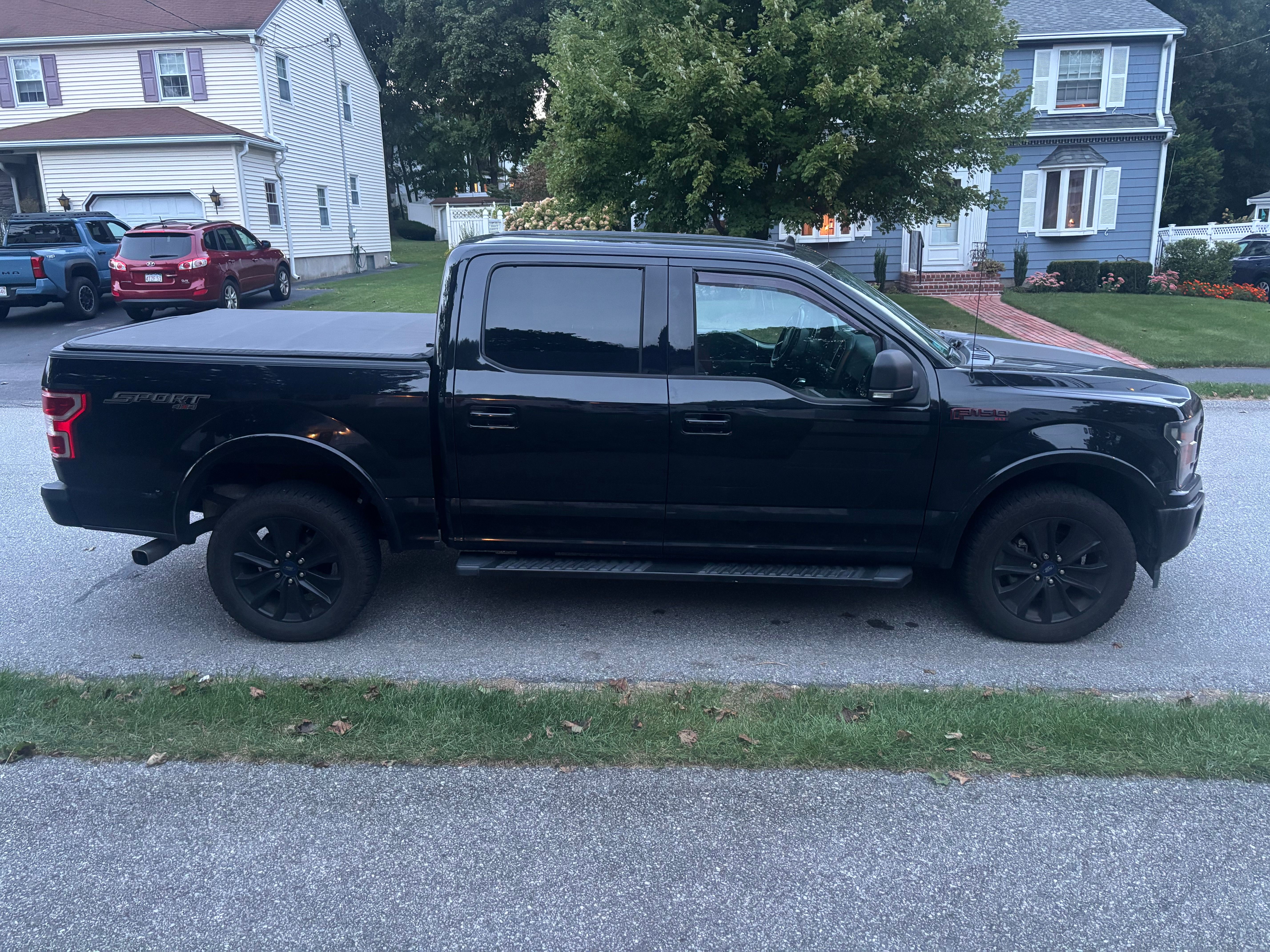 Used 2019 Ford F150 XLT w/ Equipment Group 302A Luxury AWD/4WD image 2