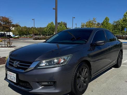 Used 2014 Honda Accord Sport image 1