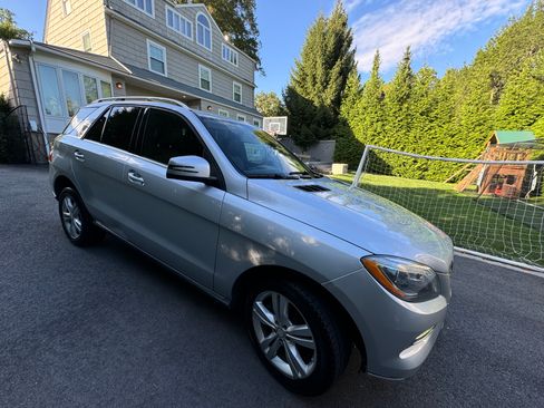 Used 2014 Mercedes-Benz ML 350 4MATIC image 16