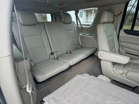 Used 2020 GMC Yukon XL Denali w/ Open Road Package image 15