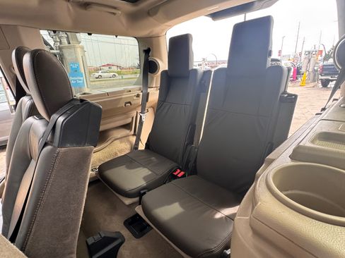 Used 2012 Land Rover LR4 HSE LUX image 10