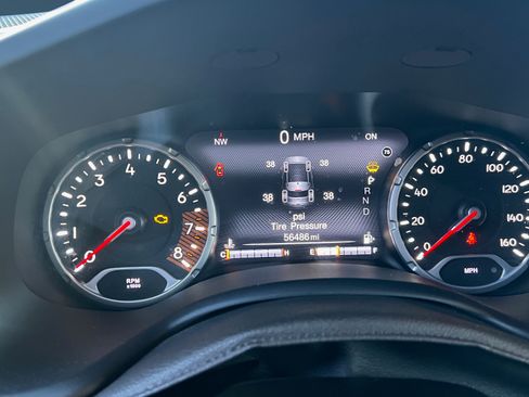 Used 2020 Jeep Renegade Altitude image 9