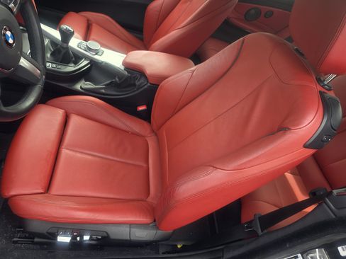 Used 2020 BMW 440i Coupe w/ M Sport Package image 2