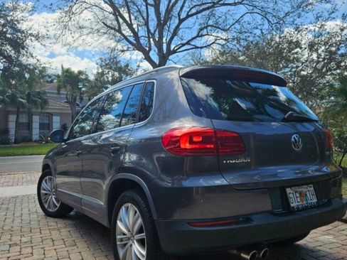 Used 2013 Volkswagen Tiguan SE image 4
