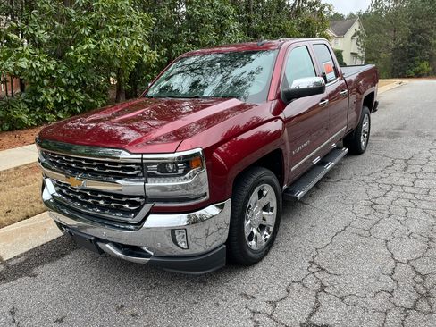 Used 2017 Chevrolet Silverado 1500 LTZ w/ Sport Package image 5