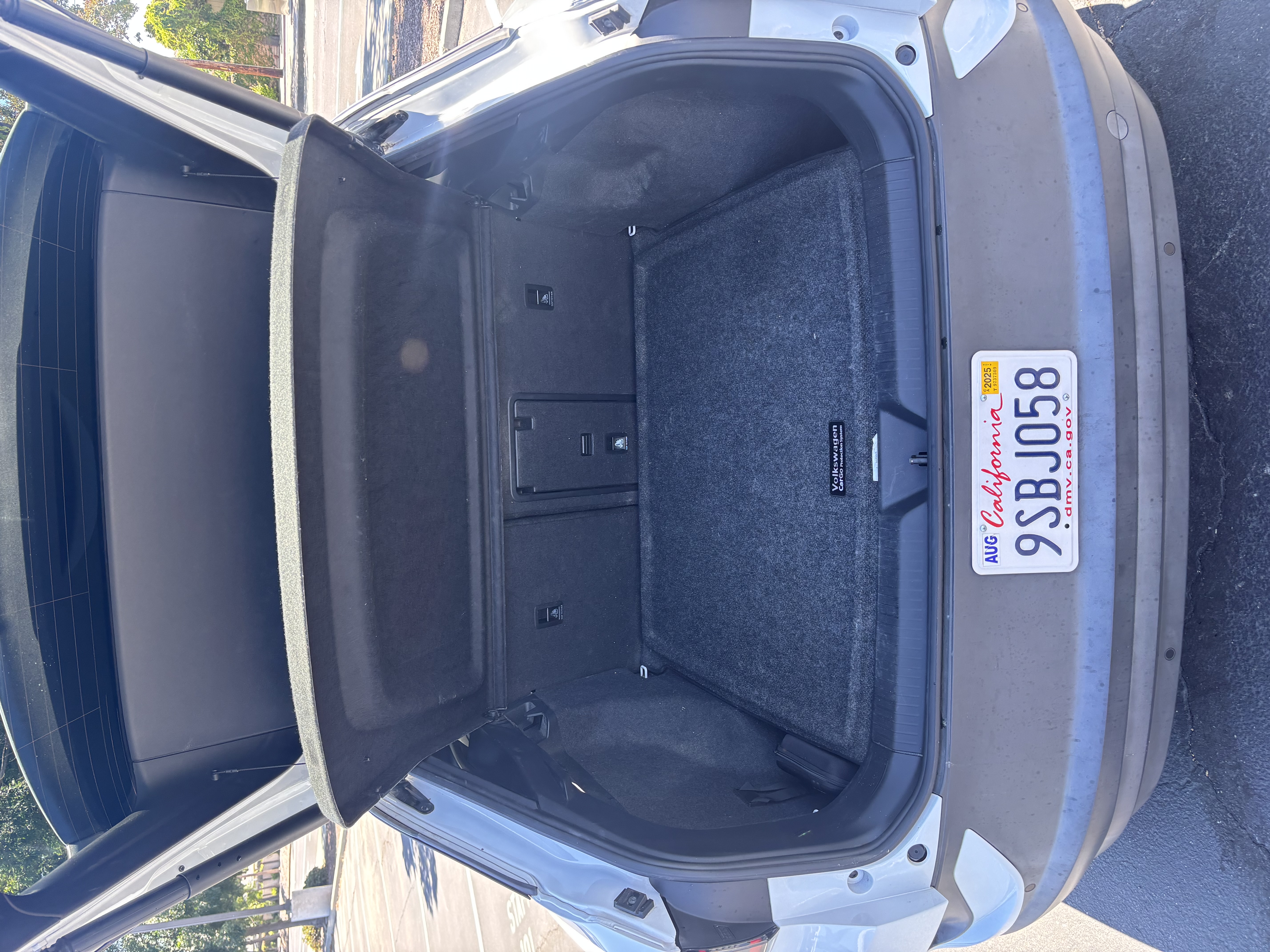 Used 2021 Volkswagen ID.4 Pro S w/ ID.4 Protection Package RWD image 5