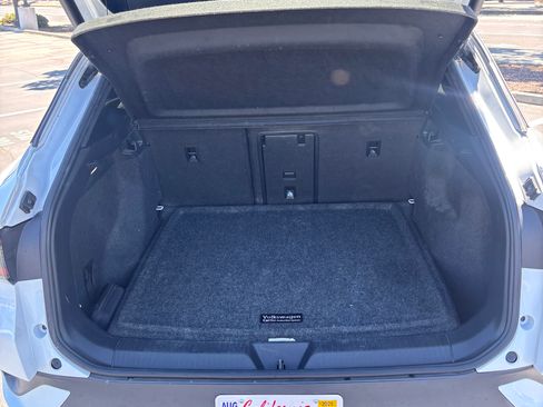 Used 2021 Volkswagen ID.4 Pro S w/ ID.4 Protection Package RWD image 5