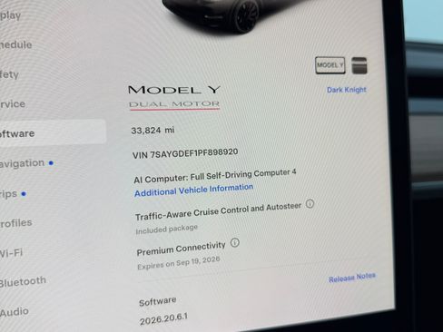 Used 2023 Tesla Model Y Performance AWD/4WD image 30