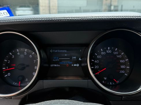 Used 2019 Ford Mustang Shelby GT350 w/ Technology Package RWD image 9