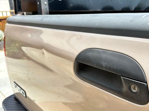 Used 1997 Ford F150 2WD Regular Cab image 10
