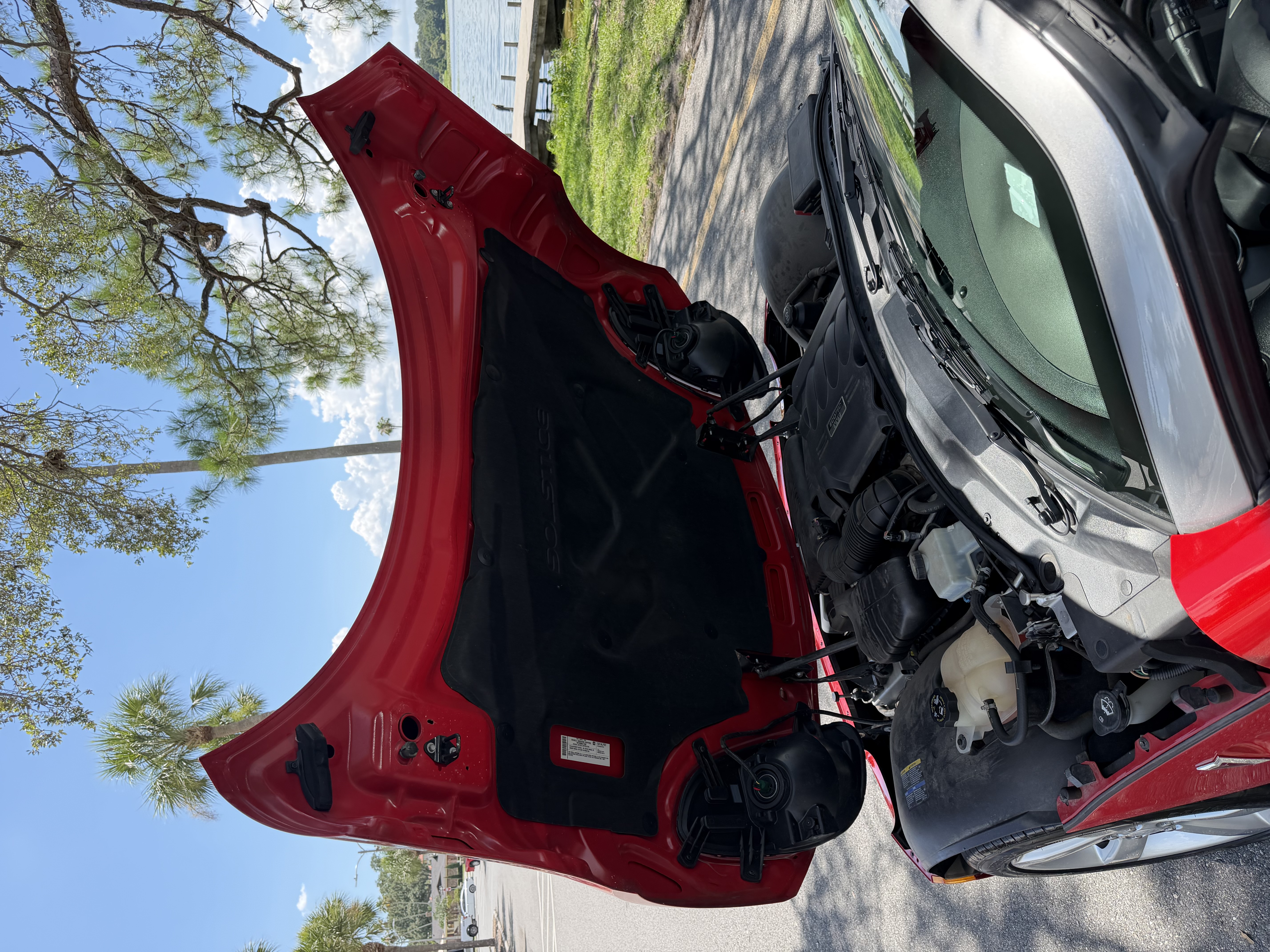 Used 2008 Pontiac Solstice Convertible w/ Premium Package RWD image 30
