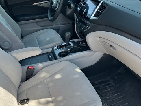 Used 2016 Honda Pilot EX image 6
