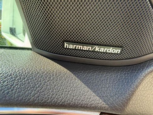 Used 2014 Mercedes-Benz E 350 E 350 Sedan 4D image 4