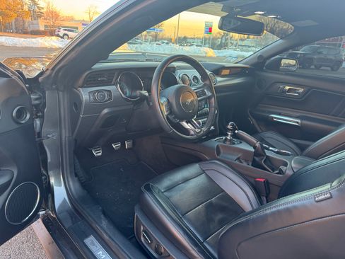 Used 2017 Ford Mustang GT Premium w/ GT Performance Package RWD image 12