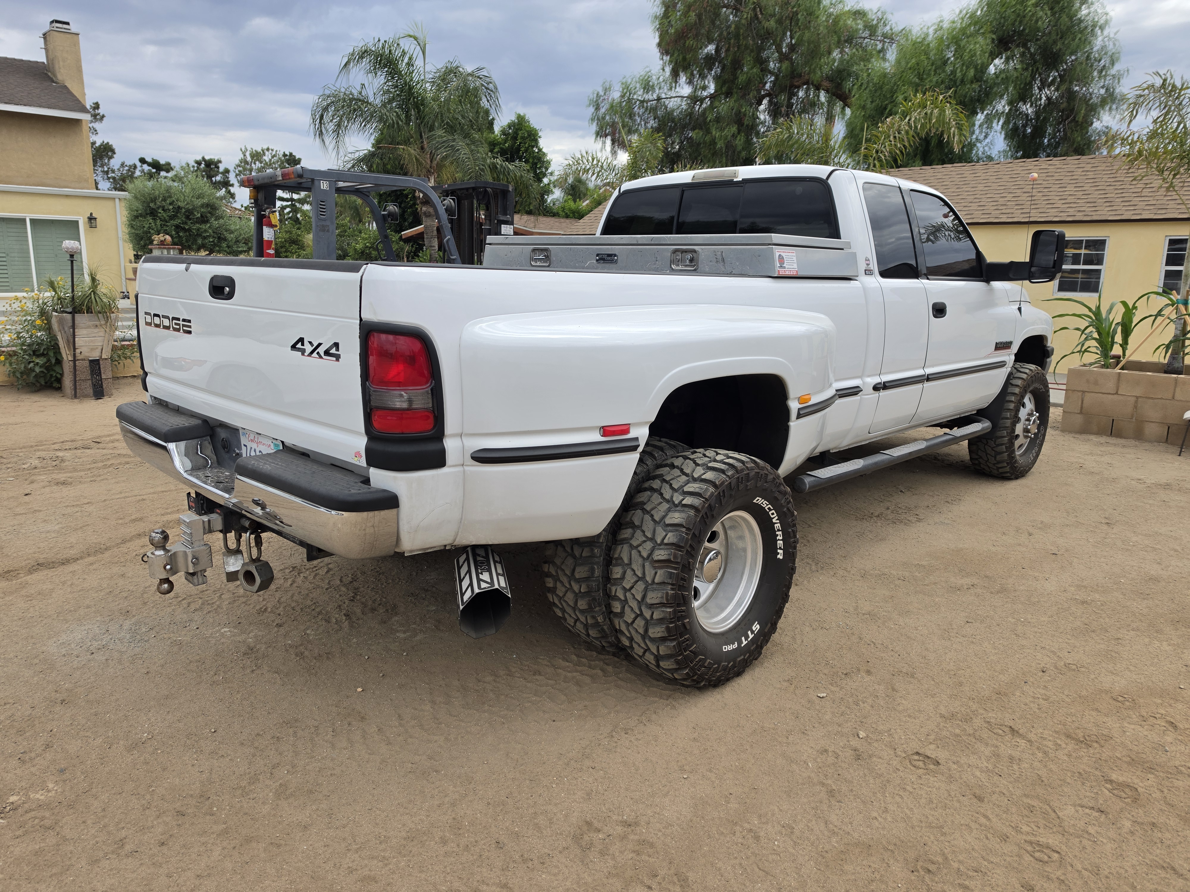 Used 2000 Dodge Ram 3500 Truck 4x4 Quad Cab image 5