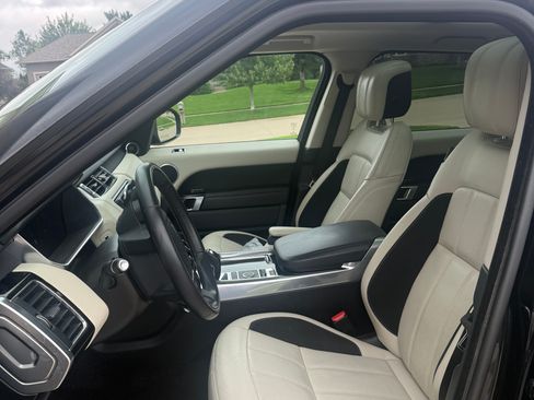 Used 2018 Land Rover Range Rover Sport Supercharged AWD/4WD image 4