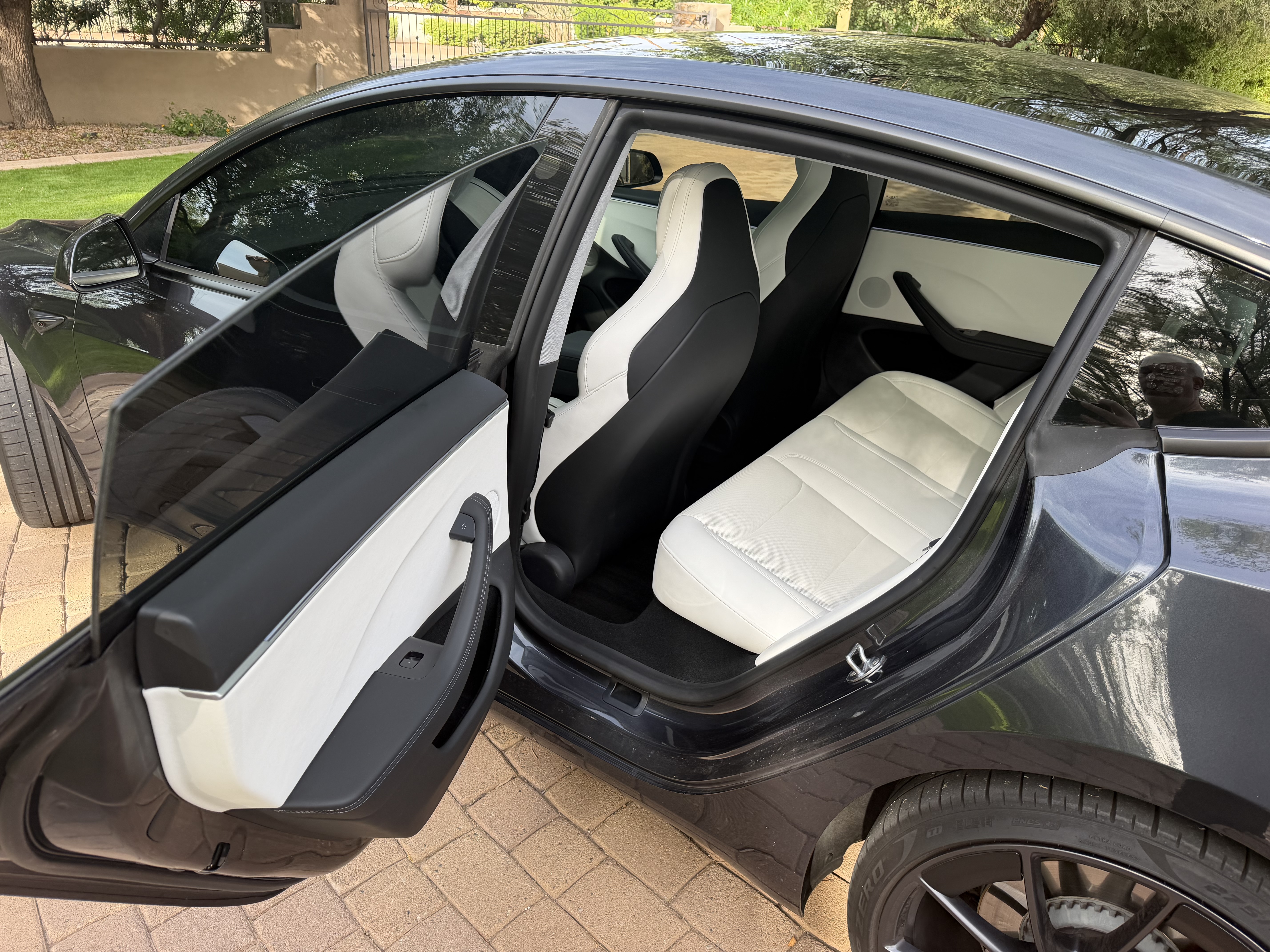 Used 2025 Tesla Model 3 Performance AWD/4WD image 11
