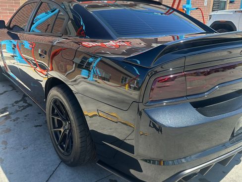Used 2011 Dodge Charger R/T RWD image 8