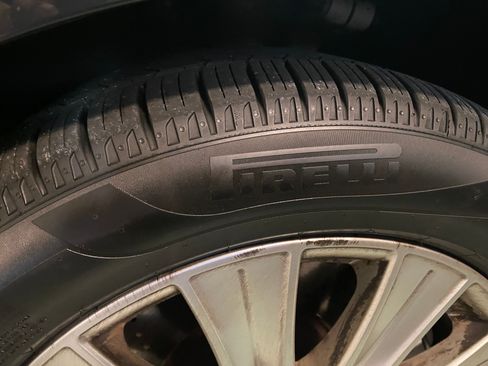 Used 2014 Mercedes-Benz S 550 Sedan image 4