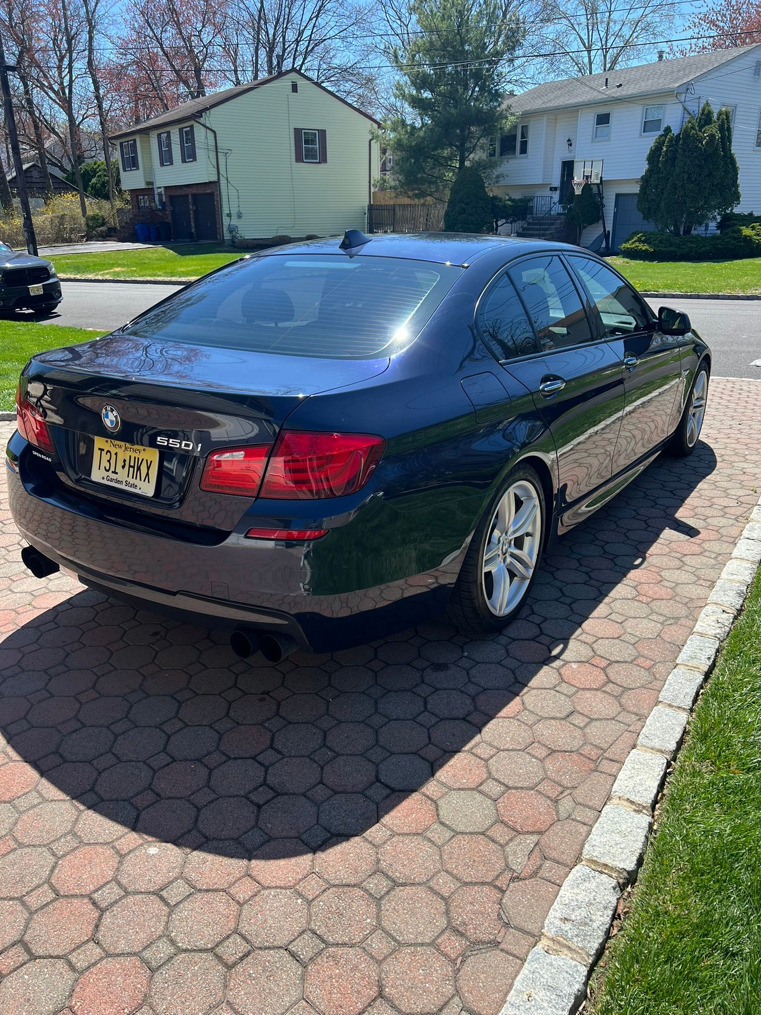 Used 2013 BMW 550i Sedan RWD image 11