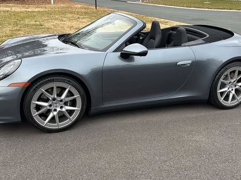 Used 2025 Porsche 911 Carrera image 1