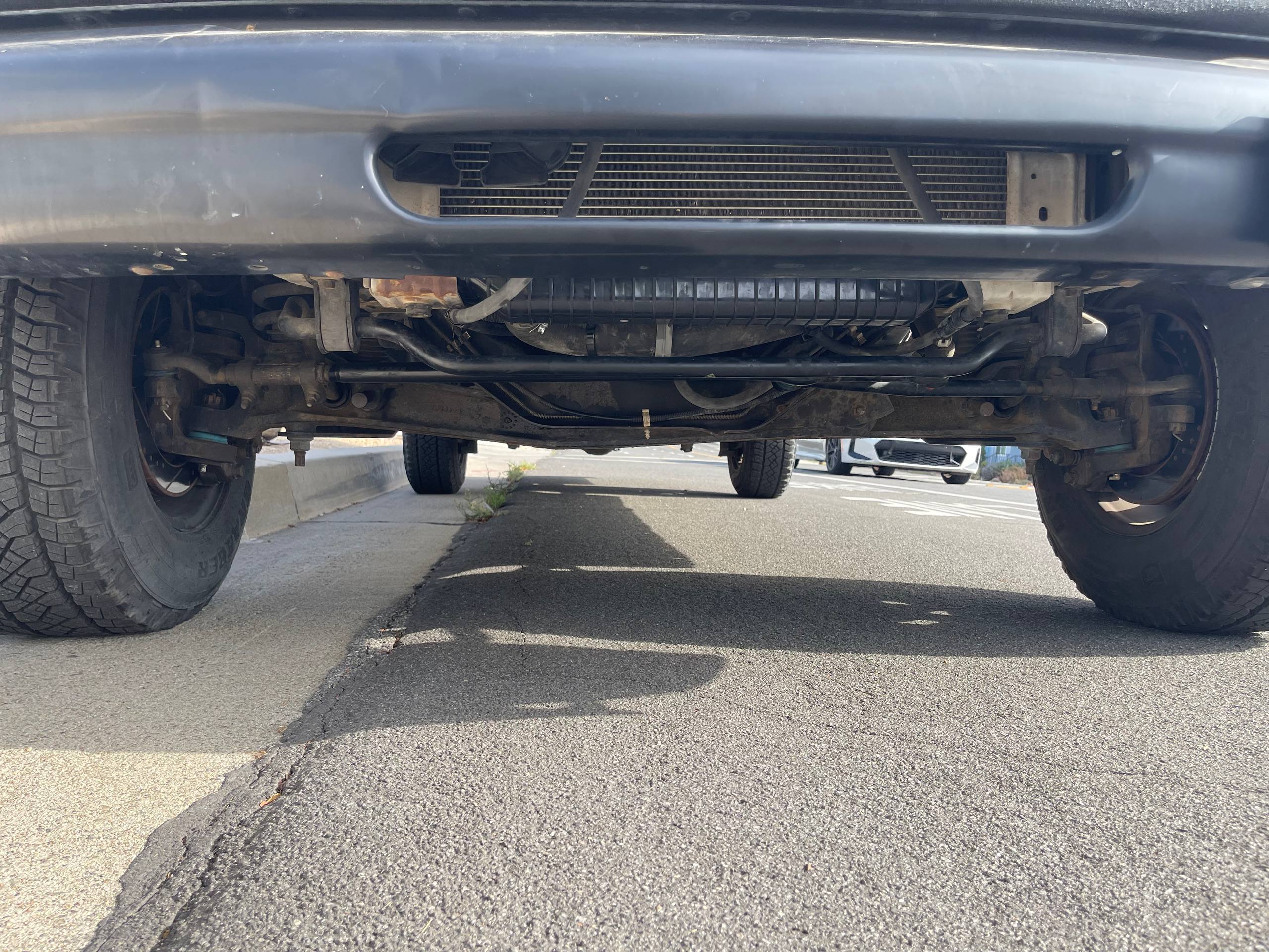 Used 2003 Ford E-350 and Econoline 350 Extended Super Duty RWD image 9