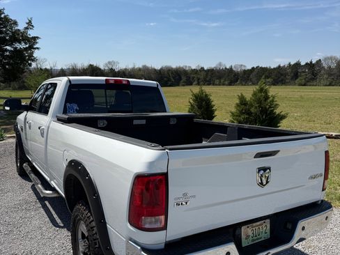 Used 2012 RAM 2500 SLT w/ Protection Group image 8